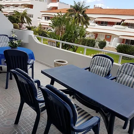 Calle Dr. Celestino Gonzalez Padron Apartment *